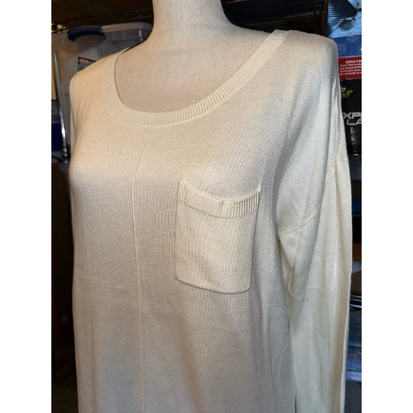 Women’s Natural Cream Daisy Fuentes Soft Touch Long Sleeve Sweater 🤍 - Picture 4 of 16